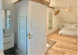 
                                                                                        Location
                                                                                         Proche Hypercentre : Chambre 25m2 avec Sdb privée