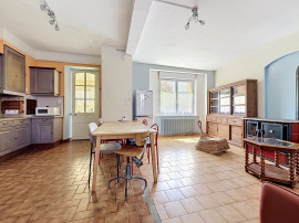 
                                                                                        Vente
                                                                                         Proche SAINT LO maison de ville