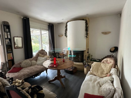 Vente
Propriété 3200m2 avec maison et gites