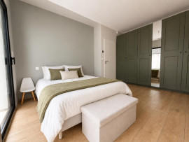 
                                                                                        Vente
                                                                                         Propriété avec 2 maisons indépendantes, 2 piscines, gîte et terrain arboré – 15 min de Bergerac