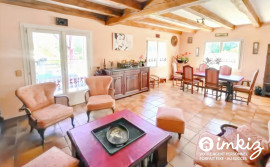 
                                                                                        Vente
                                                                                         Propriété avec pigeonnier, terrain plat, annexe