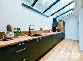 
                                                                                        Vente
                                                                                         Propriété d’exception RT2012 - 165 m² – Jardin