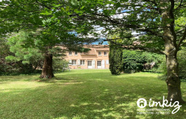 
                                                                                        Vente
                                                                                         Propriété d’exception avec parc arboré