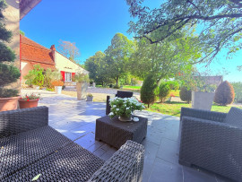 
                                                                                        Vente
                                                                                         Propriété de caractère, à deux pas de Bergerac