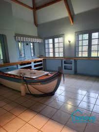 
                                                                                        Vente
                                                                                         Proprieté de caractère de 600 m2 dans le Mantois-26000m2 de te