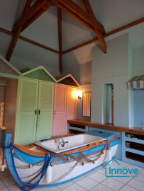 
                                                                                        Vente
                                                                                         Proprieté de caractère de 600 m2 dans le Mantois-26000m2 de te