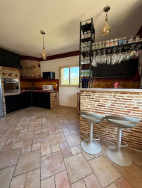 
                                                                                        Vente
                                                                                         Propriété en  pierre 150m2 vu panoramique