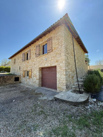 
                                                                                        Vente
                                                                                         Propriété en  pierre 150m2 vu panoramique