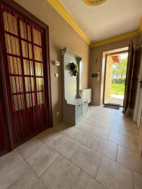 
                                                                                        Vente
                                                                                         Propriété en  pierre 150m2 vu panoramique