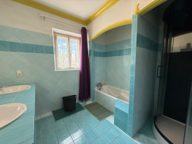 
                                                                                        Vente
                                                                                         Propriété en  pierre 150m2 vu panoramique