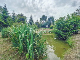 
                                                                                        Vente
                                                                                         Propriété en pierre 6 pièces avec 1,4 hectares de terrain