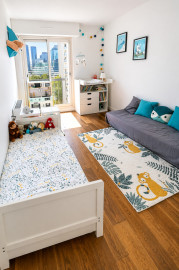 
                                                                                        Vente
                                                                                         Puteaux Bellini – 3 pièces traversant de 64 m², dernier étage, balcon, parking, cave, vue Tour Eiffel