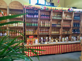 
                                                                                        Vente
                                                                                         PYRENEES ORIENTALES DOMAINE ARBORICOLE 10.5 HA