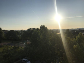 
                                                                                        Location
                                                                                         Quartier Champlong, Saint-Genis-Laval