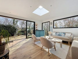 
                                                                                        Vente
                                                                                         QUIBOU, Maison de 162m2 avec piscine 