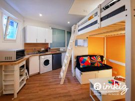 Vente
Rare centre Courbevoie : Maisonnette avec jardins