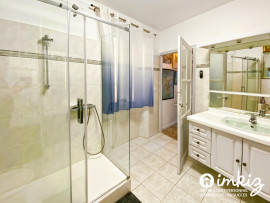 Vente
RARE - Immeuble - 5 chambres - Vue mer