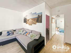 Vente
RARE - Propriété 3 appartements - 50m de la plage