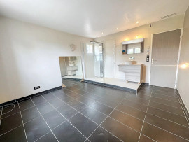 Vente
RARE: VILLA AU CALME