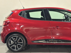 Voiture
                                                                                Renault Clio 1.5 dCi Dynamique Nav Hatchback 5dr Diesel Manual Euro 6 (s/s) (90 ps)