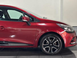 Voiture
                                                                                Renault Clio 1.5 dCi Dynamique Nav Hatchback 5dr Diesel Manual Euro 6 (s/s) (90 ps)