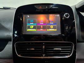 Voiture
                                                                                Renault Clio 1.5 dCi Dynamique Nav Hatchback 5dr Diesel Manual Euro 6 (s/s) (90 ps)