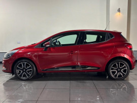 Voiture
                                                                                Renault Clio 1.5 dCi Dynamique Nav Hatchback 5dr Diesel Manual Euro 6 (s/s) (90 ps)