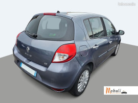 
                                                                                        Voiture
                                                                                         RENAULT CLIO 3 - 1.5 dCi 75 CV AUTHENTIQUE