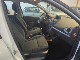 
                                                                                        Voiture
                                                                                         RENAULT CLIO 3 - 1.5 DCI 90 CV EXPRESSION - 4 CV