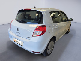 
                                                                                        Voiture
                                                                                         RENAULT CLIO 3 - 1.5 DCI 90 CV EXPRESSION - 4 CV