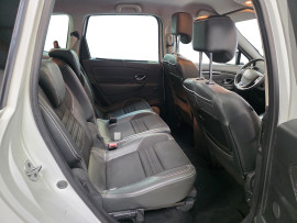 
                                                                                        Voiture
                                                                                         RENAULT GRAND SCENIC 3 - 1.5 dCi 110 CV BOSE 7 PLACES - 5 CV