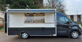 
                                                                        Utilitaire
                                                                         Renault Master food truck épicerie snack magasin