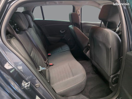 
                                                                                        Voiture
                                                                                         RENAULT MEGANE 3 ESTATE - 1.5 dCi 110 CV LIMITED