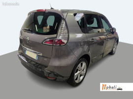 
                                                                                        Voiture
                                                                                         RENAULT SCENIC 3 - 1.5 dCi 110 CV DYNAMIQUE - 5 CV