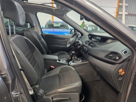 
                                                                                        Voiture
                                                                                         RENAULT SCENIC 3 - 1.6 dCi 130 CV BOSE EDITION - 7 CV