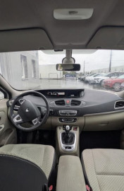 
                                                                                        Voiture
                                                                                         Renault Scénic III 1.6 DCi 130 Eco