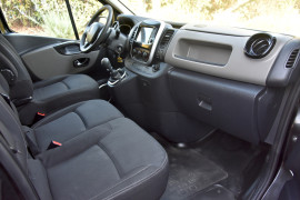 
                                                                                        Voiture
                                                                                         Renault Trafic III 1.6 Dci 140 Grand Confort