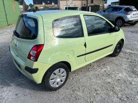 Voiture
Renault Twingo 1.2 Essence – 2009 – 142 891 km