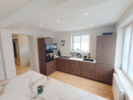 Vente
Rénovation 2024 chambres garages jardin