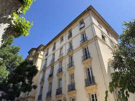Vente
République Delfino, Bel appartement dans un esprit loft