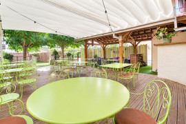 
                                                                                        Vente
                                                                                         Restaurant