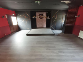 
                                                                                        Vente
                                                                                         RESTAURANT DE 400 m2 + 2 APPARTEMENTS