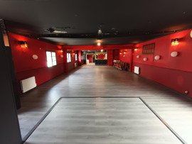 
                                                                                        Vente
                                                                                         RESTAURANT DE 400 m2 + 2 APPARTEMENTS