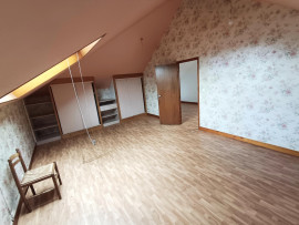 
                                                                                        Vente
                                                                                         RESTAURANT DE 400 m2 + 2 APPARTEMENTS