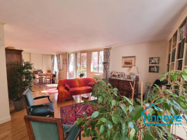 
                                                                                        Vente
                                                                                         Rive-Droite Grand appartement familial 5 chambres !