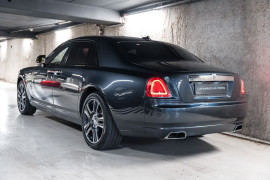 
                                                                                        Voiture
                                                                                         Rolls Royce Ghost (II) Porto Cervo Studio Edition