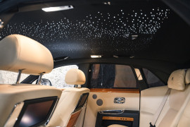 
                                                                                        Voiture
                                                                                         Rolls Royce Ghost (II) Porto Cervo Studio Edition
