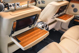 
                                                                                        Voiture
                                                                                         Rolls Royce Ghost (II) Porto Cervo Studio Edition