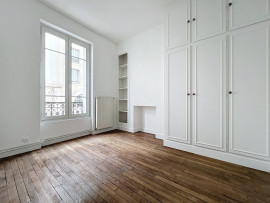 
                                                                                        Location
                                                                                         Rond point du souvenir Français : 2 pièces de 36m²