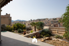 Location
ROOFTOP CATELLANE - LAM